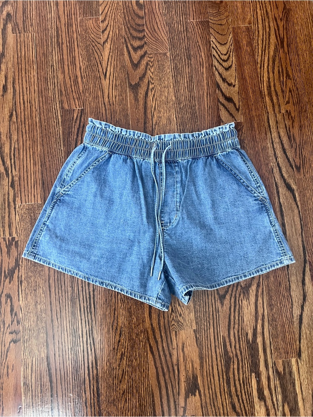 Veronica Beard Light Blue Denim Paperbag Waist Shorts